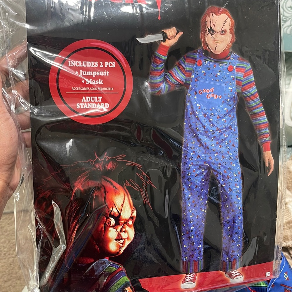 ADULT CHUCKY HALLOWEEN COSTUME